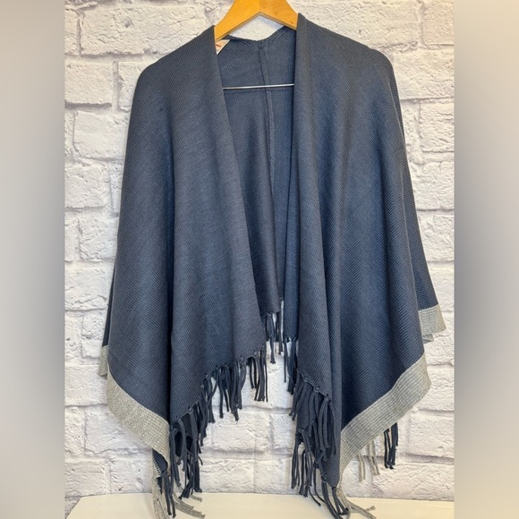 BONGO Accessories - BONGO Steel Blue Fringe Knit Shawl Size Medium